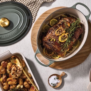 Le Creuset 8-quart Signature Round Dutch Oven