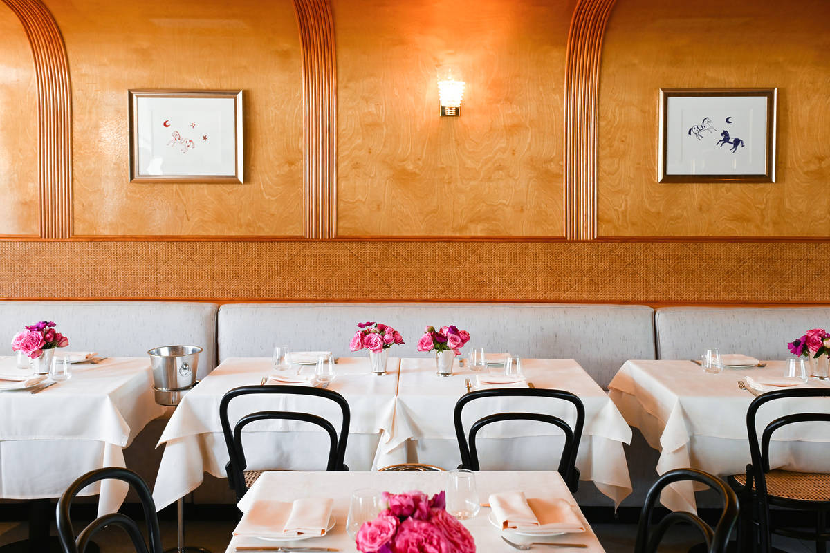 San Lorenzo in Little River interior seating