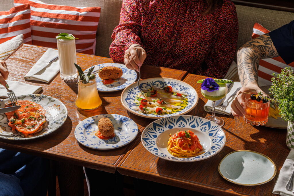 Dining al fresco in Rome