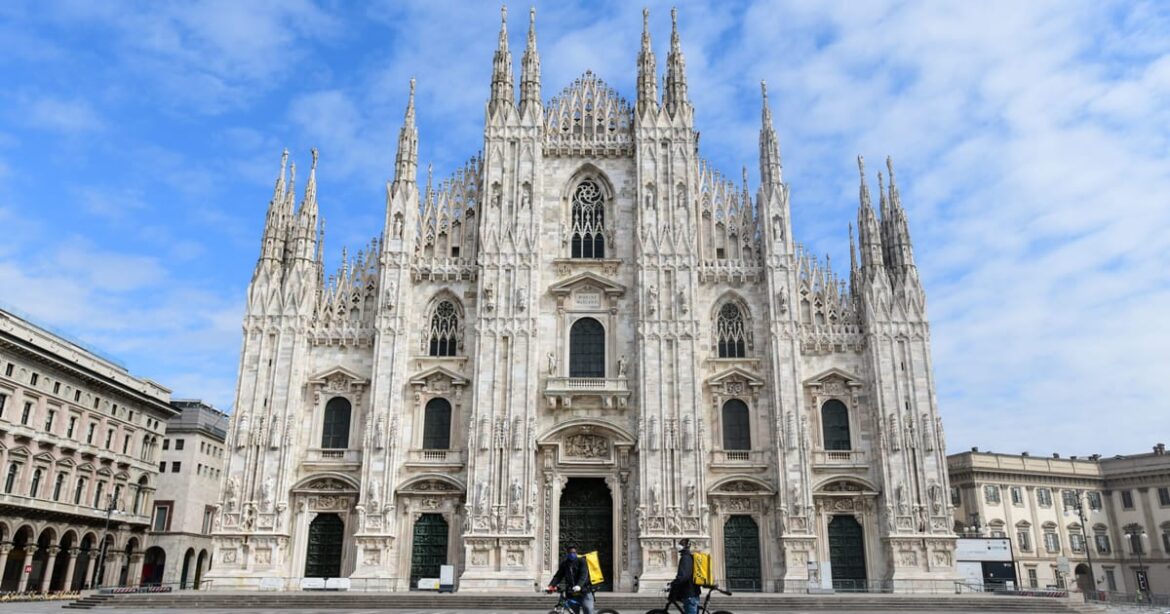 Italy demands €733M in fines from food delivery platforms – POLITICO