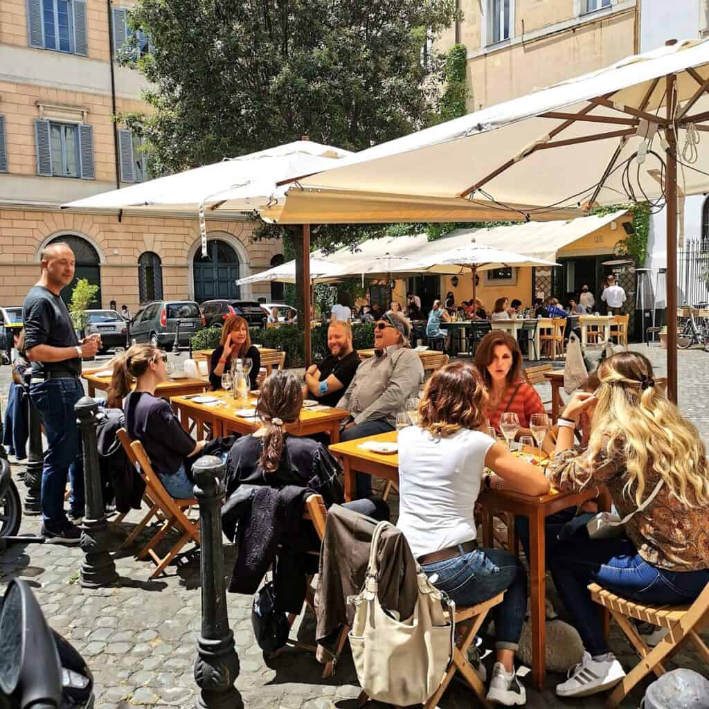 Dining Al Fresco in Rome