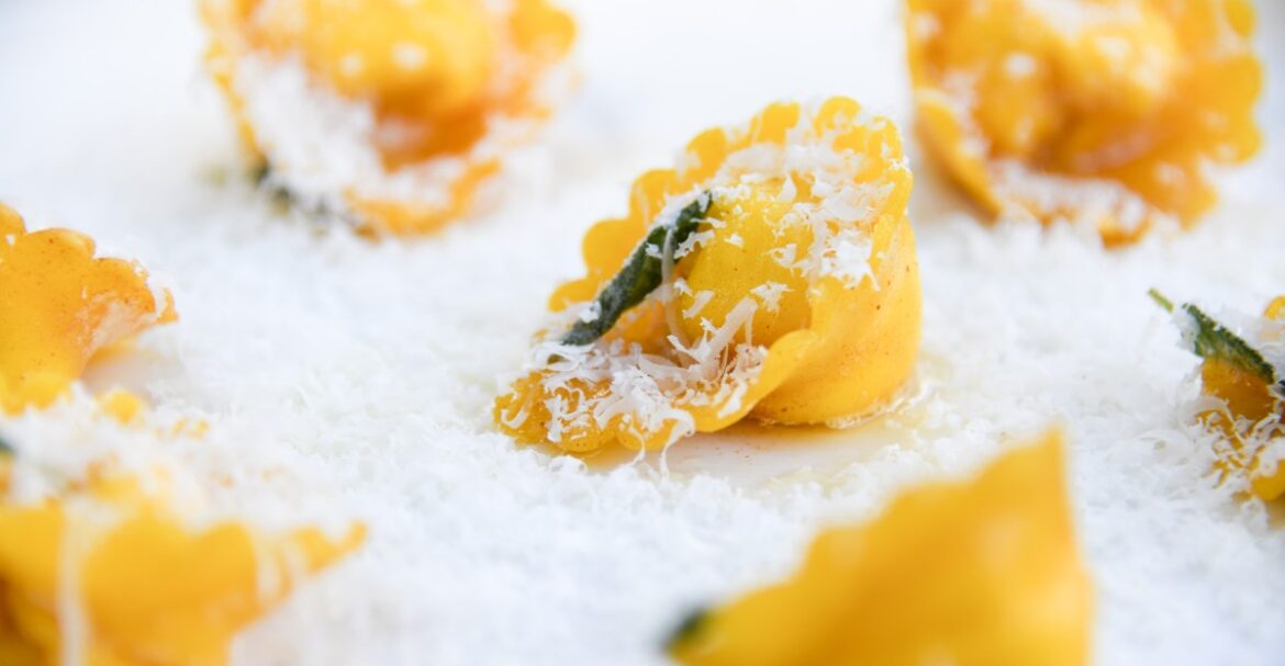 Atlanta Restaurants: Italian Restaurant, Market, and Rooftop Bar Tre Vele Opens in Sandy Springs at the City Walk Complex Atlanta Restaurants: Italian Restaurant, Market, and Rooftop Bar Tre Vele Opens in Sandy Springs at the City Walk Complex