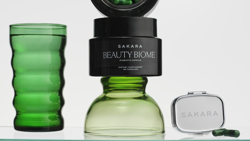 Sakara Launches At Credo Beauty With New Skin + Gut Health Supplement Sakara Beauty Biome supplement