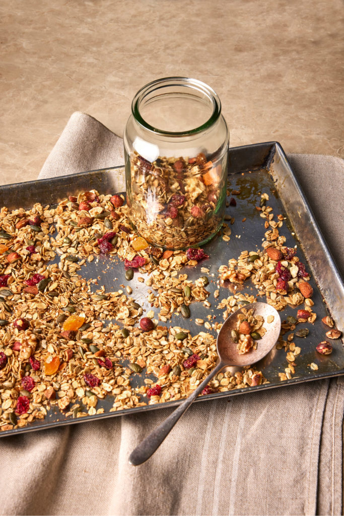 Rhiannon Lambert's speedy granola