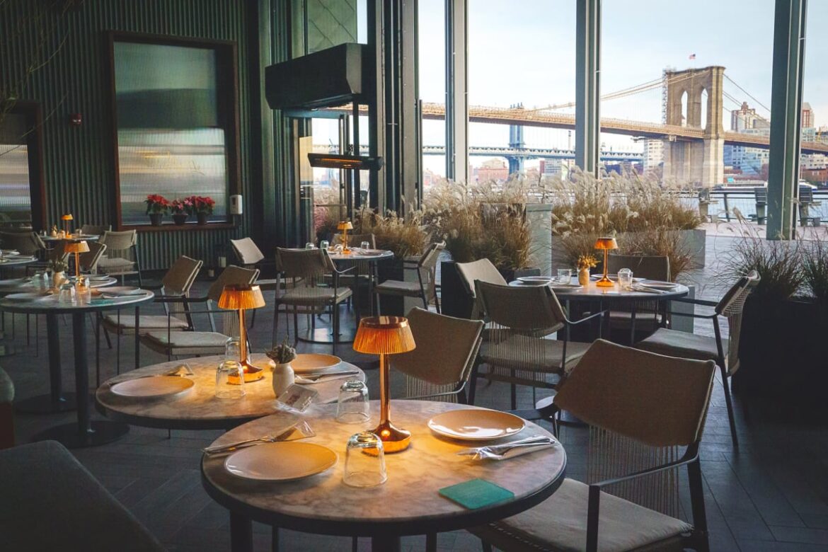 The 11 Best Restaurants & Bars At The South Street Seaport - New York