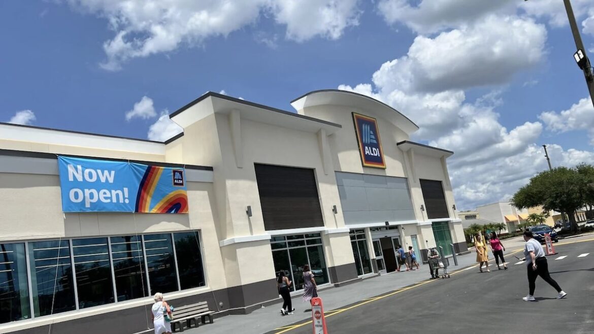 Northdale Aldi opens in former Winn-Dixie space Northdale Aldi opens in former Winn-Dixie space