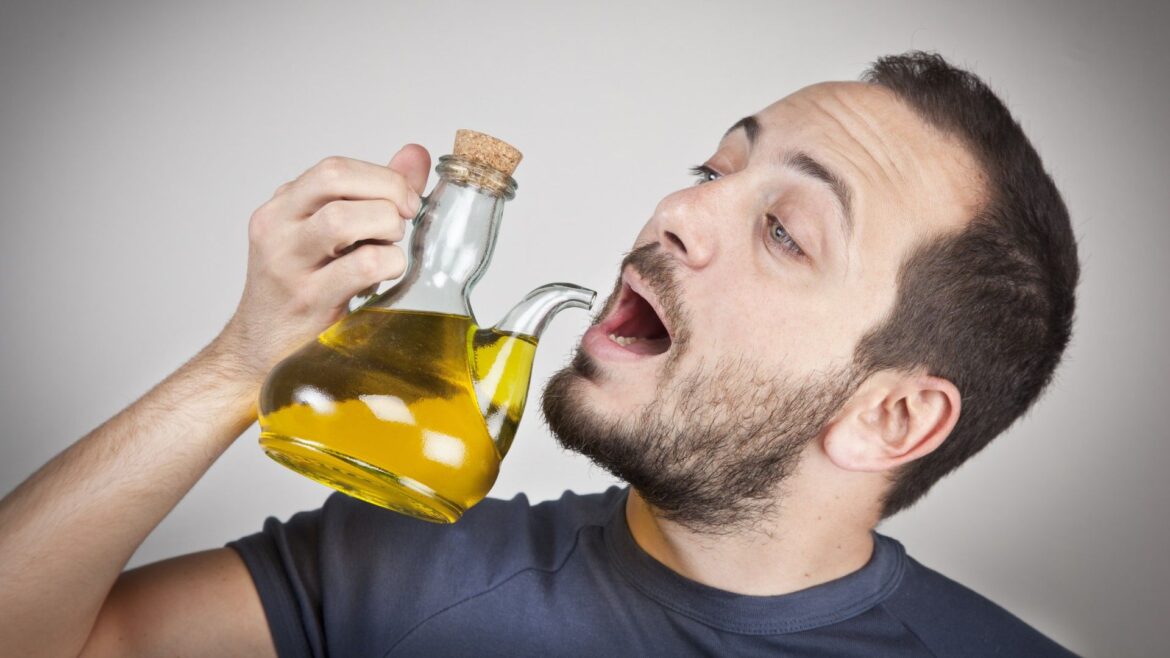I drank 2 tablespoons of olive oil every day for 30…