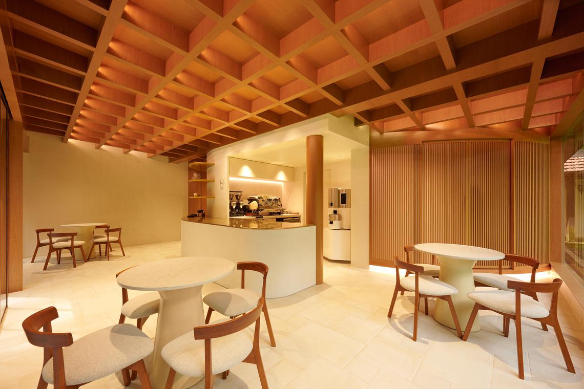 eqami17 - AMI Patisserie Patisserie Cafe Interior 

Source and copyright: Ami Patisserie