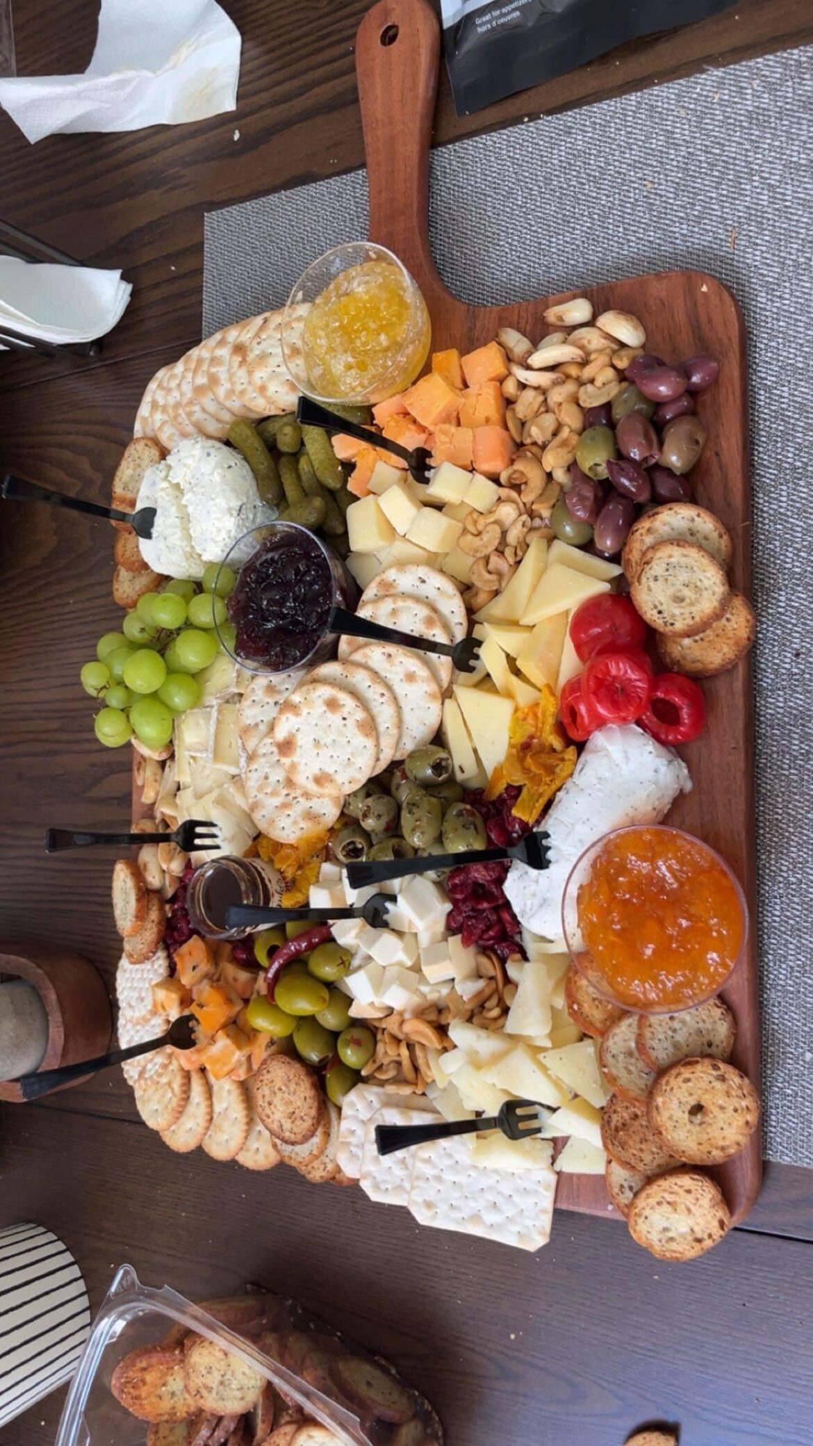 What do y’all think.. for a grad party, my first time making one (NO MEATS)