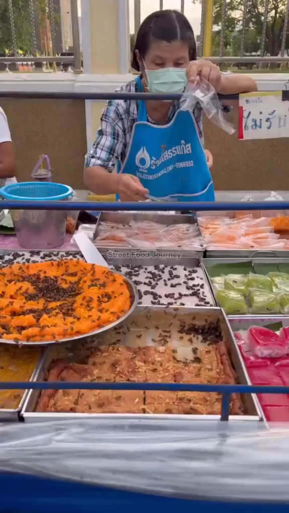 Bees and dessert in Thailand