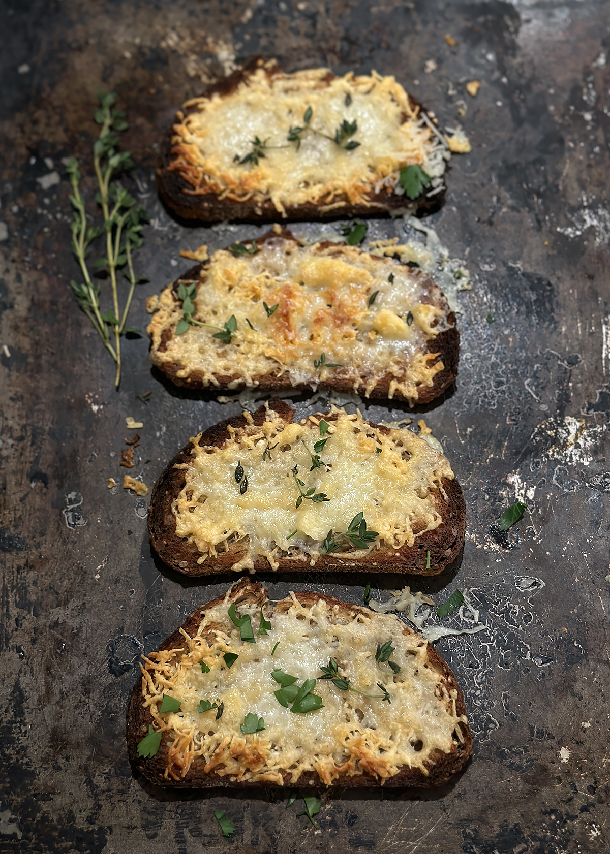 broiled cheese toast croutons
