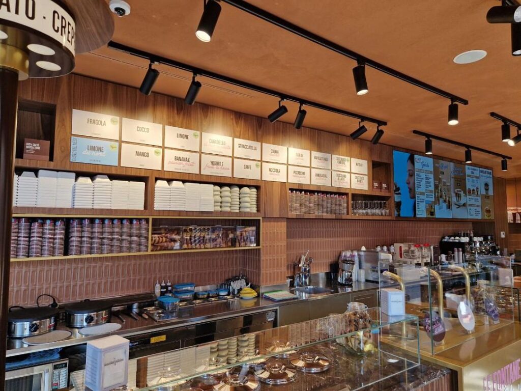 Romania’s Sphera Franchise opens chocolate & ice cream café in Italy Romania’s Sphera Franchise opens chocolate & ice cream café in Italy