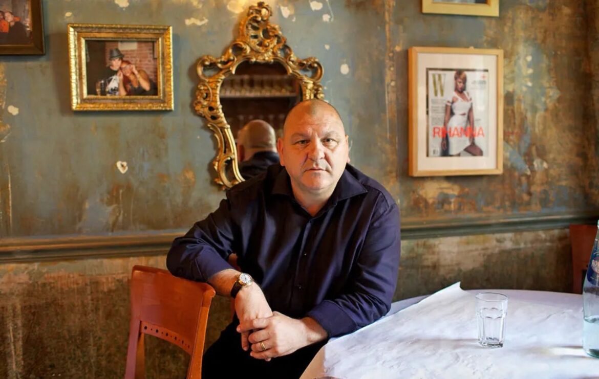 Emilio's Ballato, the Italian restaurant in New York with two-hour waits outside | Latest news