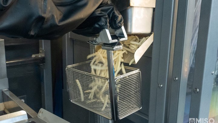 Miso’s robot fry cooks get a boost from Roboworx Miso's robot fry cooks get a boost from Roboworx