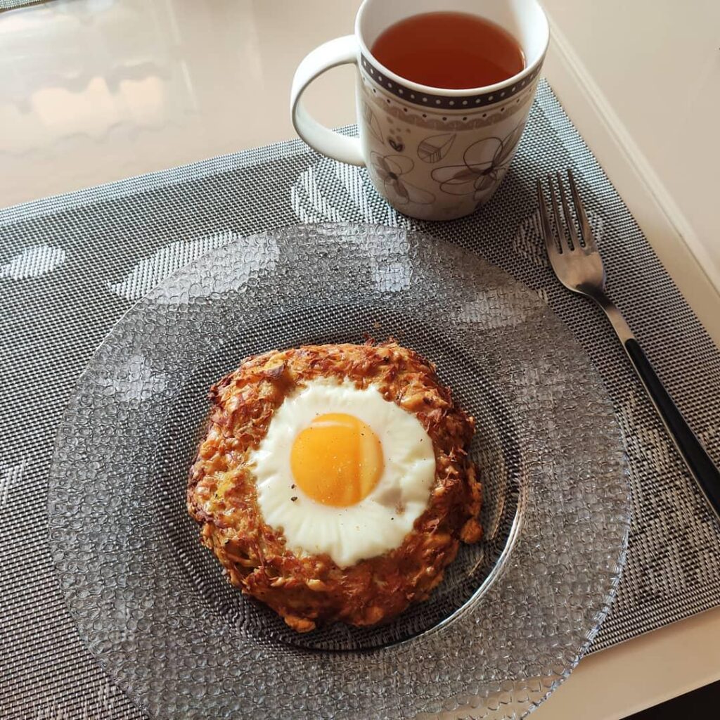 Potato pancakes with egg and cheese