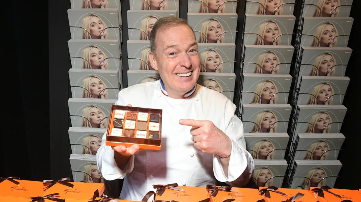 French Pastry Chef Jacques Torres Has A Velvety Hot Chocolate Technique Anyone Can Execute Flawlessly Yahoo lifestyle home