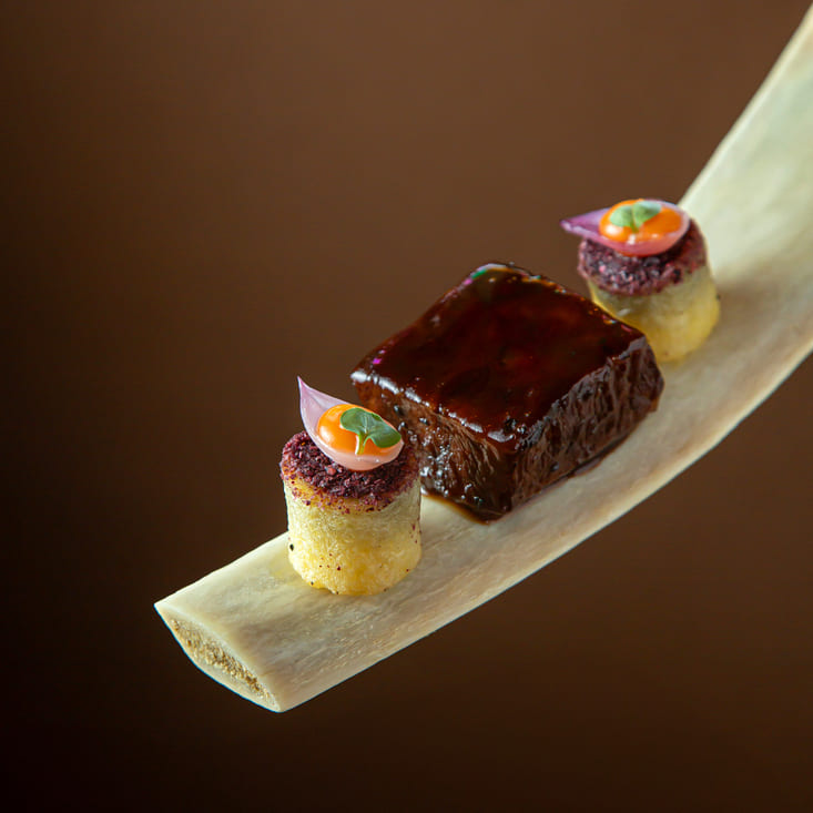 The ribs with demi-glace are a must at Casa Vigil. © Ipage/Casa Vigil