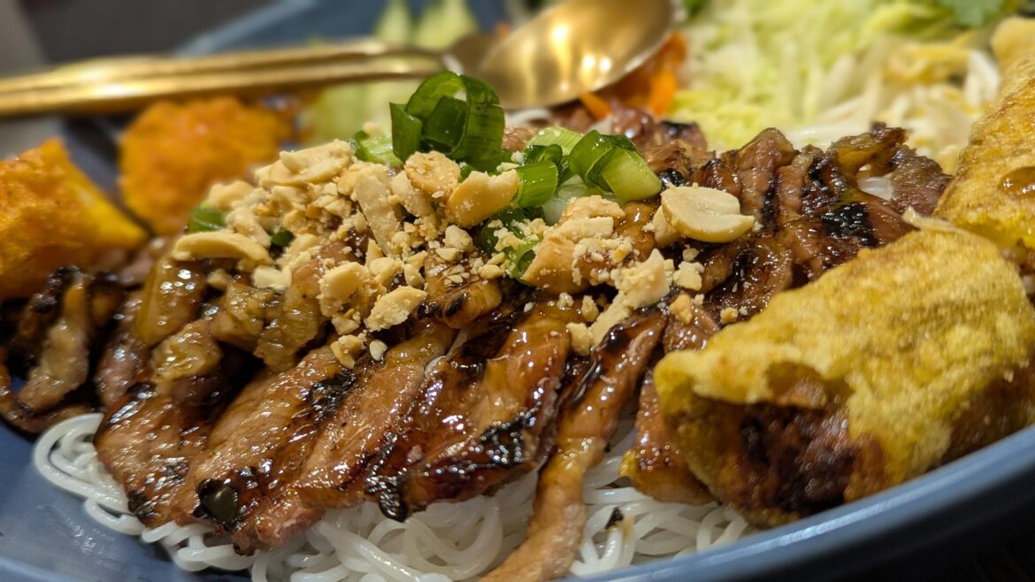 Madame Saigon Madame Saigon