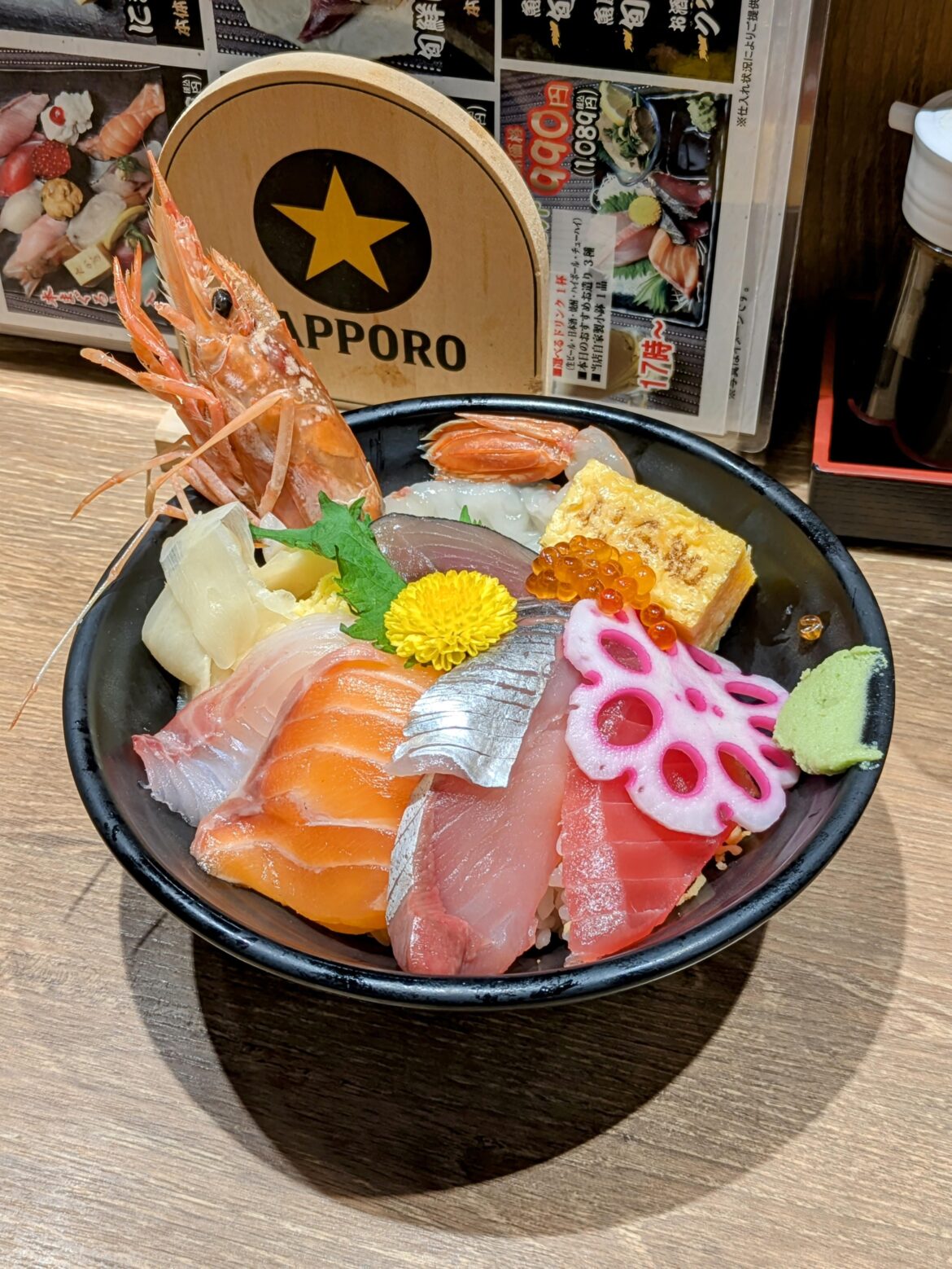 Today's daily seafood bowl lunch.