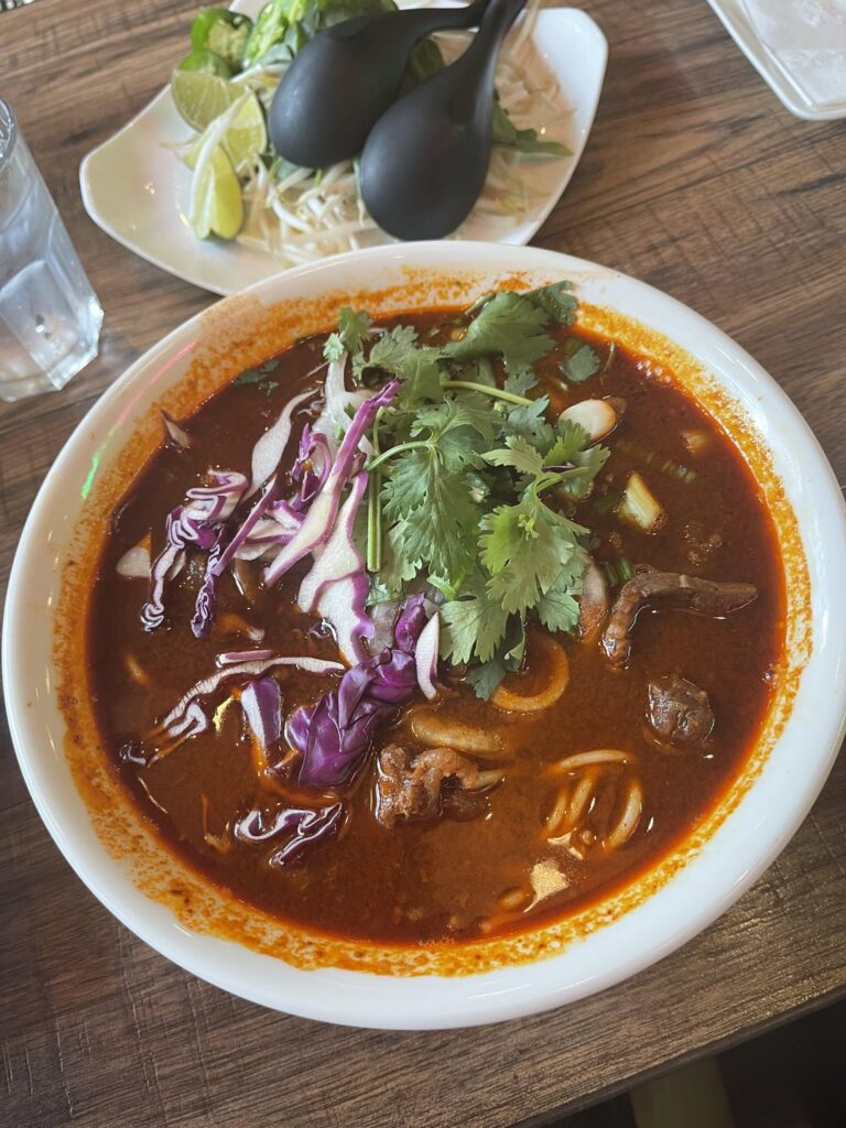 Calories in this bun bo hue please