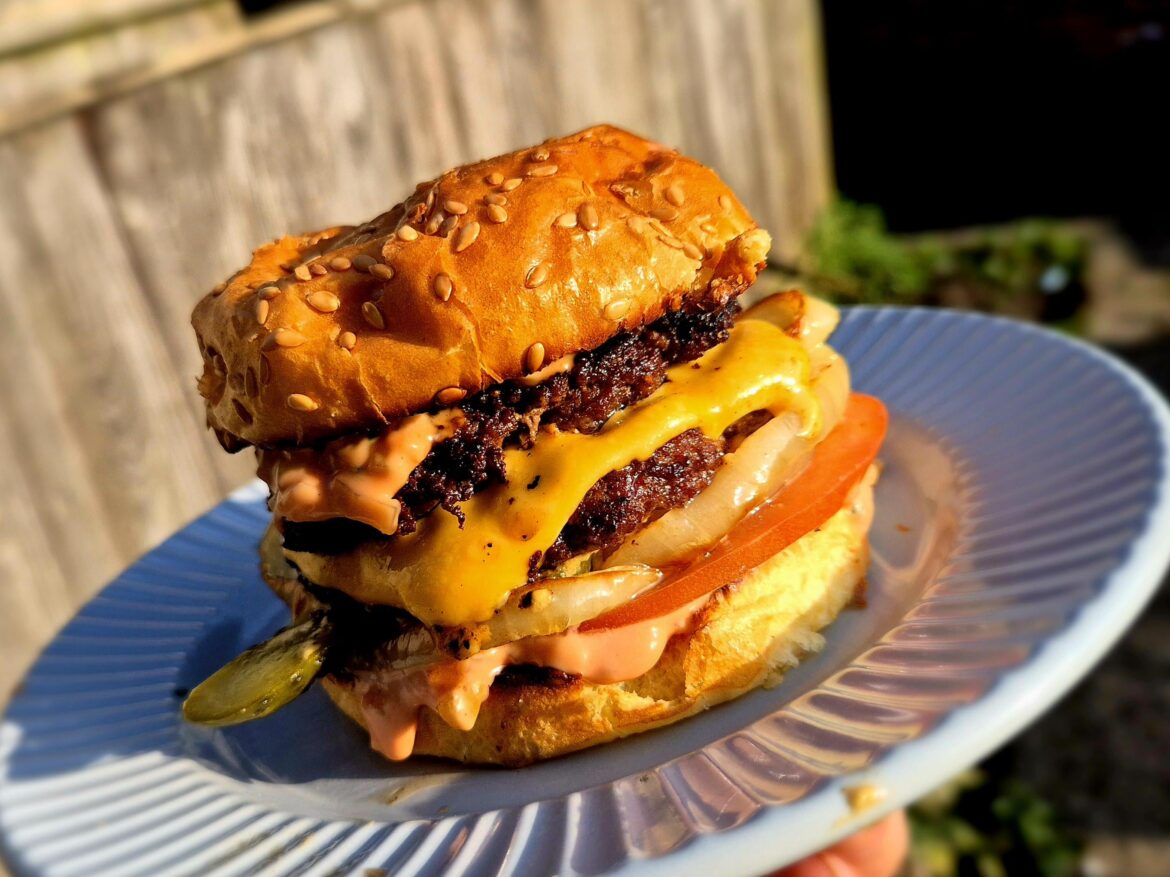 Smash Burger in the sun