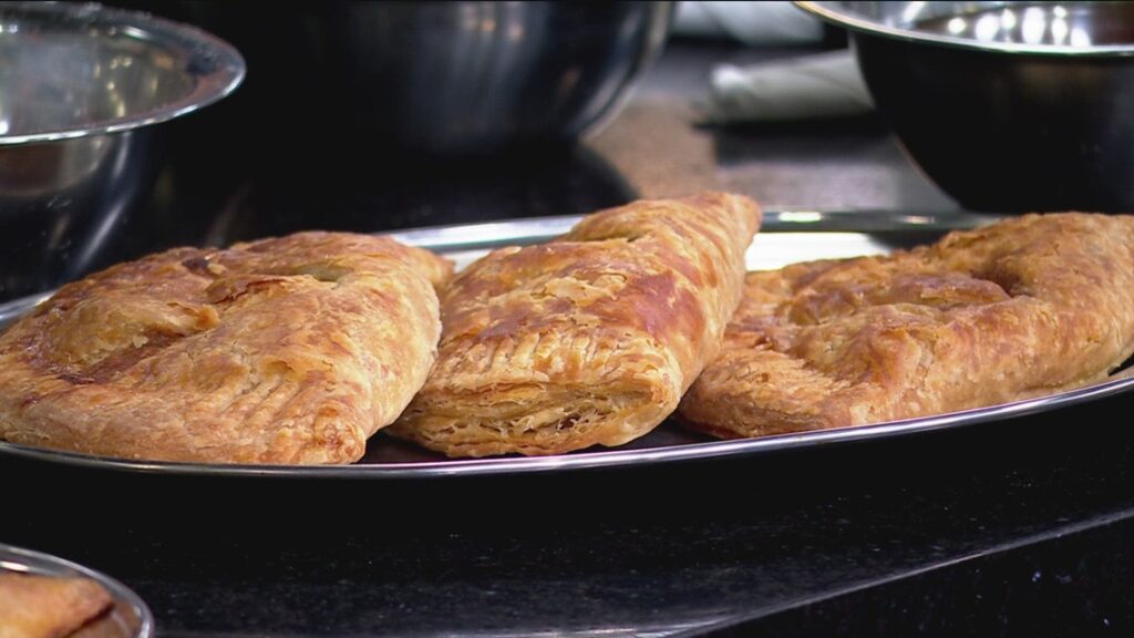 Bellows Bistro in Chaska blends food and tabletop gaming Bellows Bistro in Chaska blends food and tabletop gaming