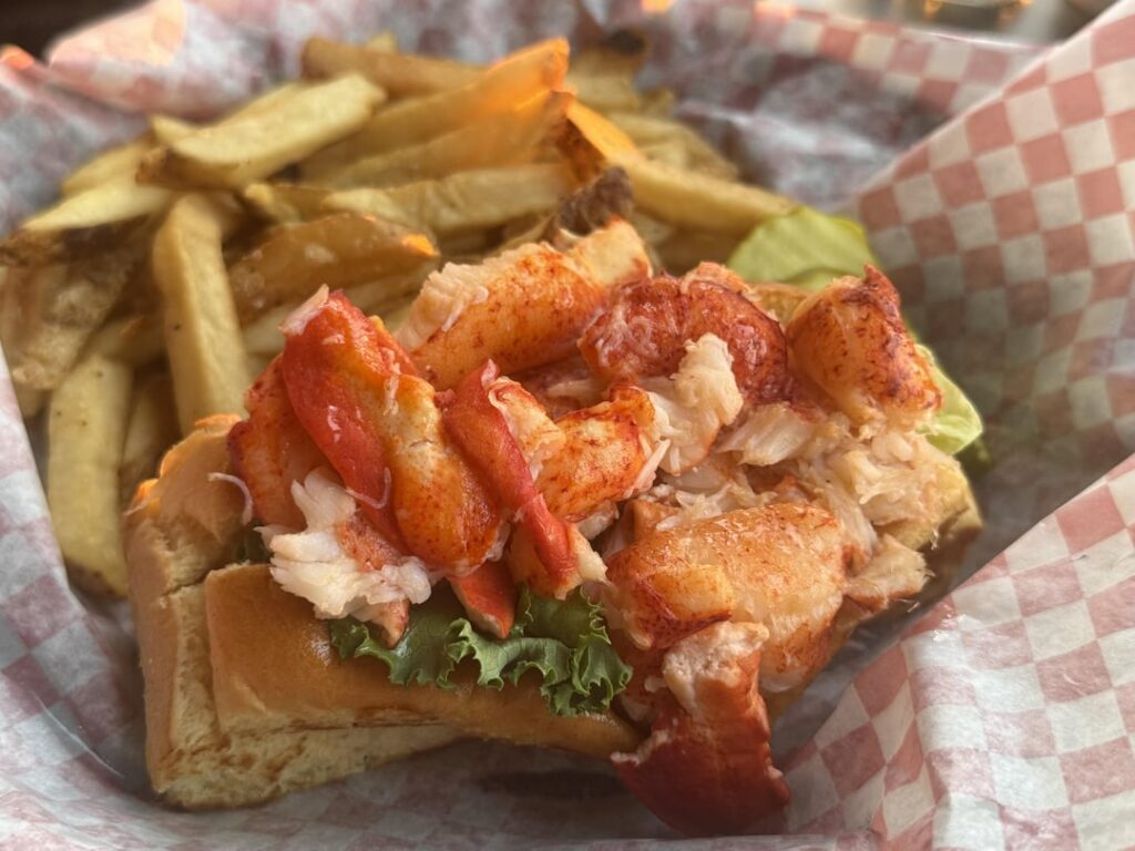 [I ate] 8+ lobster rolls last week traveling through New England
