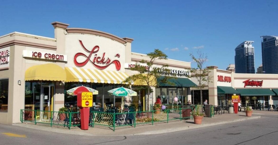 blogTO: The history of the Lick's Homeburgers restaurants in Toronto