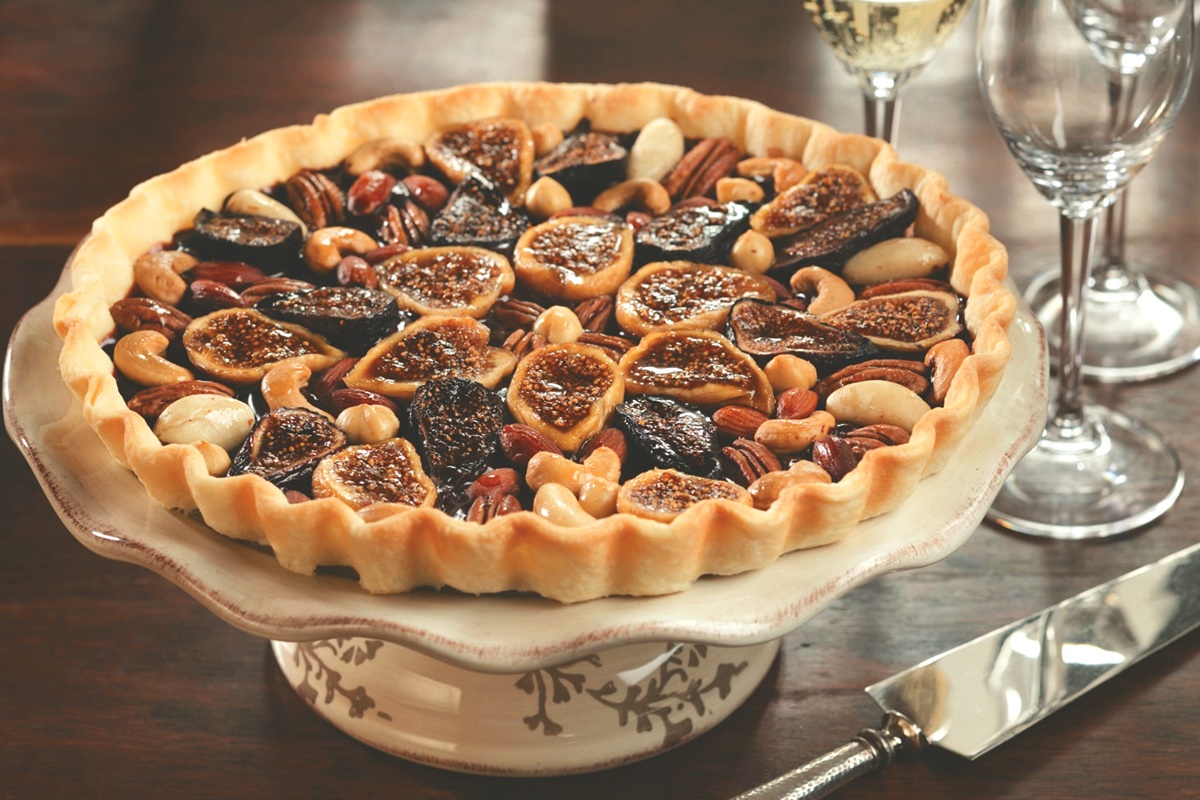 Glazed Fig Tart with Dairy-Free Chocolate Ganache Recipe (optionally gluten-free and vegan)