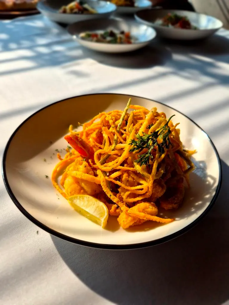 Fritto misto al lime e pepe nero salsa arrabbiata Non-Veg