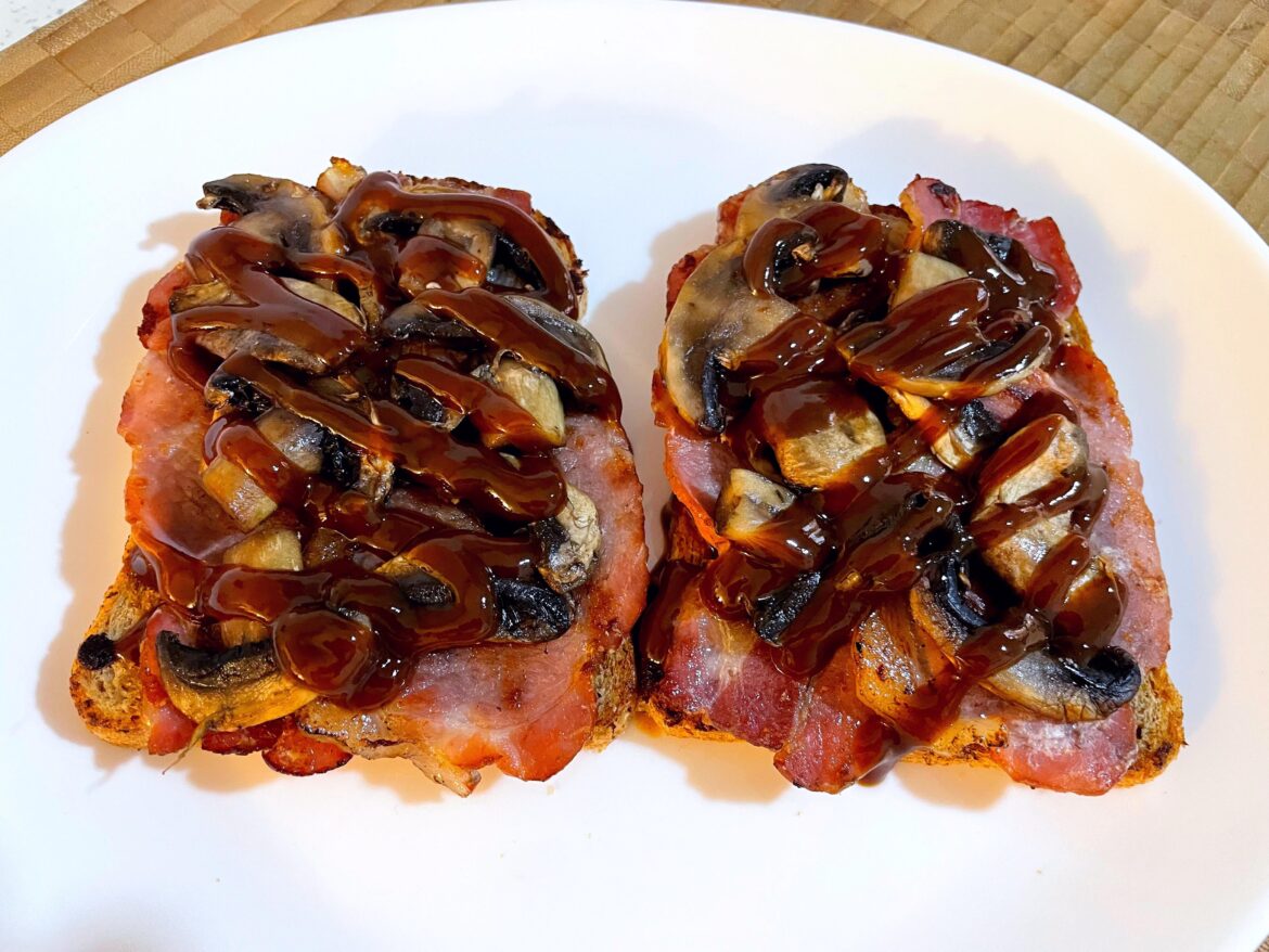 It’s is sacrilegious to have a bacon sarnie in wholemeal bread? It’s all I had in