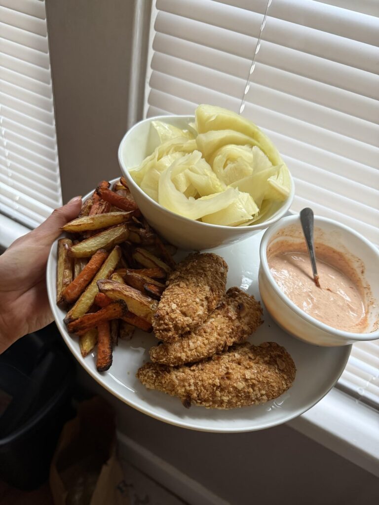 When someone says fries and chicken tenders aren’t health 🤦🏻‍♀️