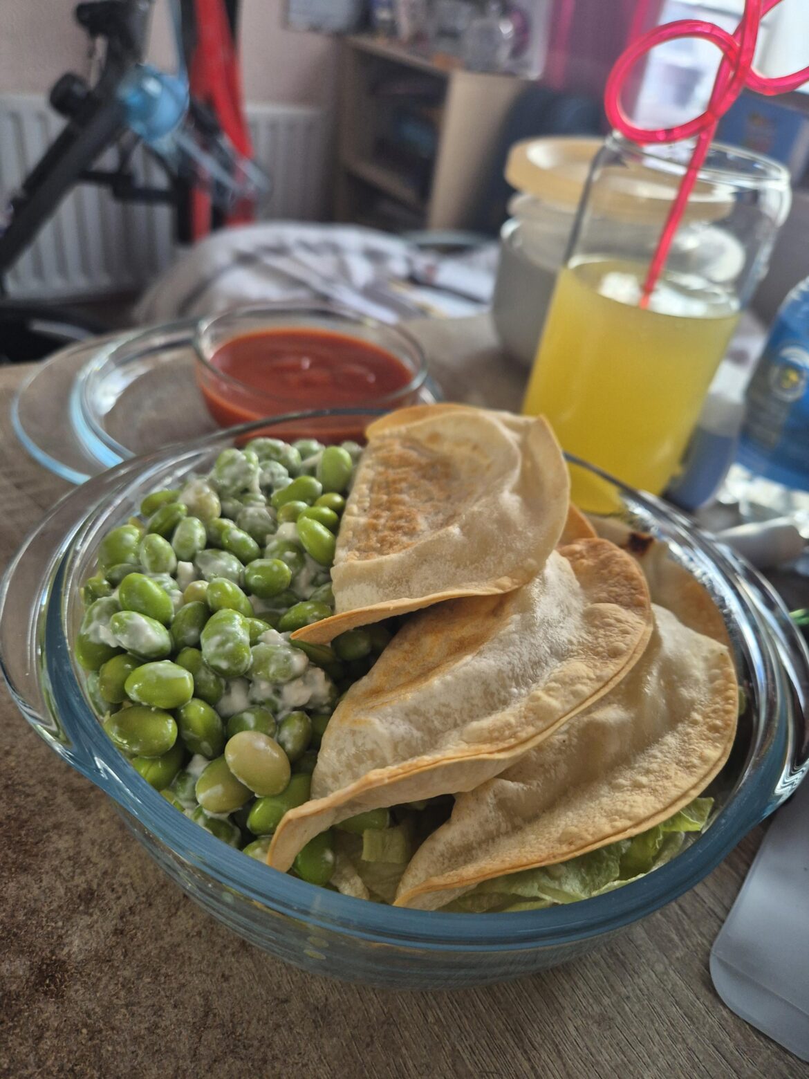 So proud of this! Tuna wontons and Cottage cheese edamame on a bed of shredded lettuce all for 565 cals / 52g protein!
