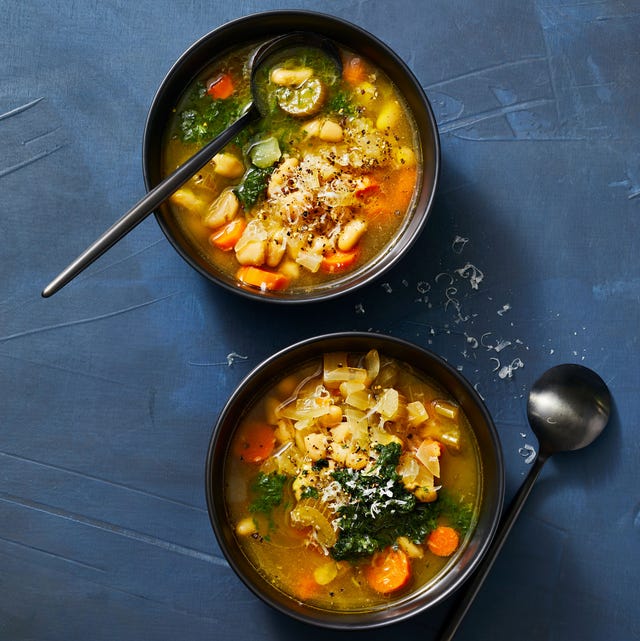 slow cooker white bean soup with pistou