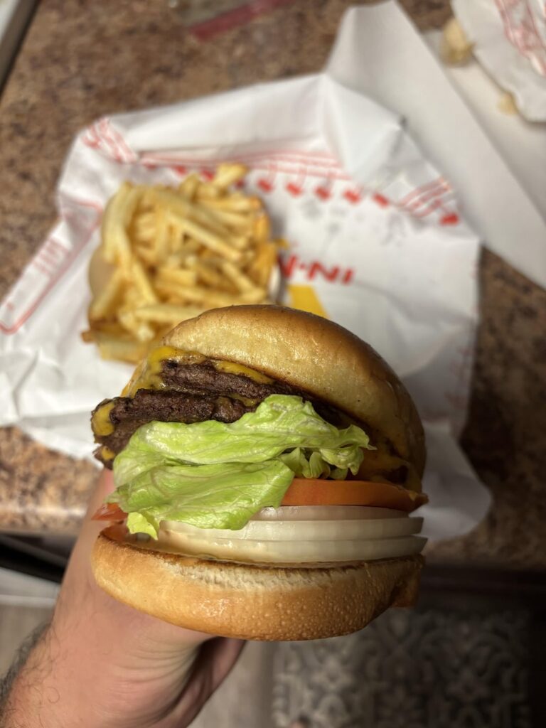 In-N-Out, raw onion