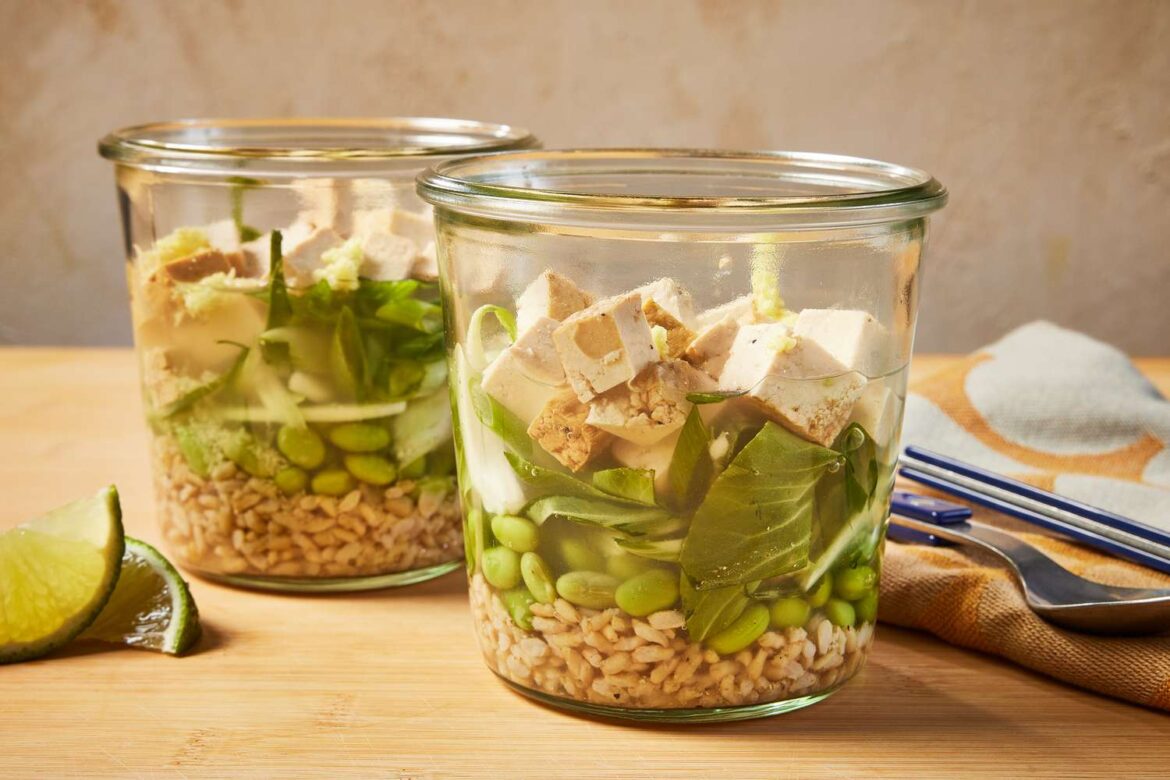 20+ Easy High-Protein Vegetarian Lunches in 15 Minutes 20+ Easy High-Protein Vegetarian Lunches in 15 Minutes