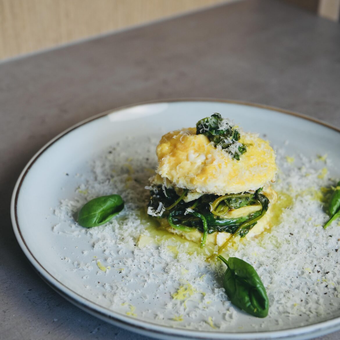 Omelette with spinach