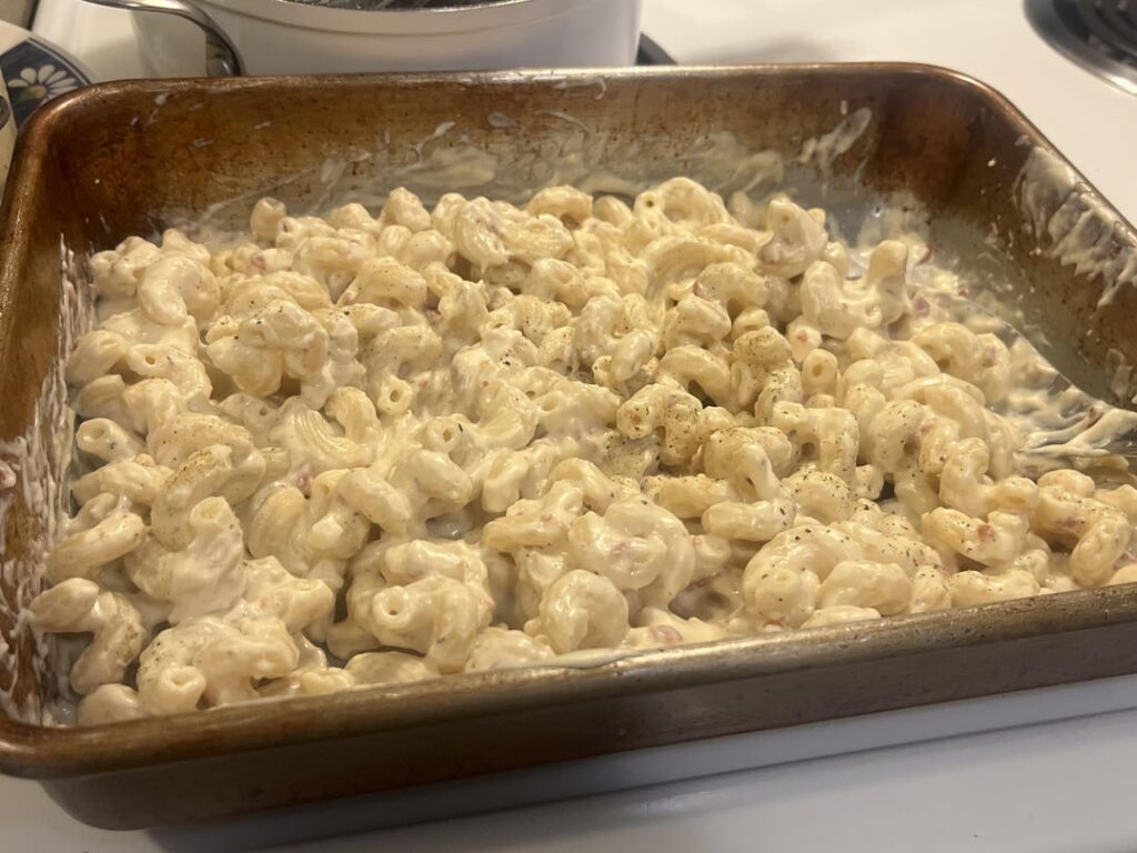 Homemade Mac n Cheese, but ran out of almond milk, so I had to make the cheese sauce with water and cream cheese