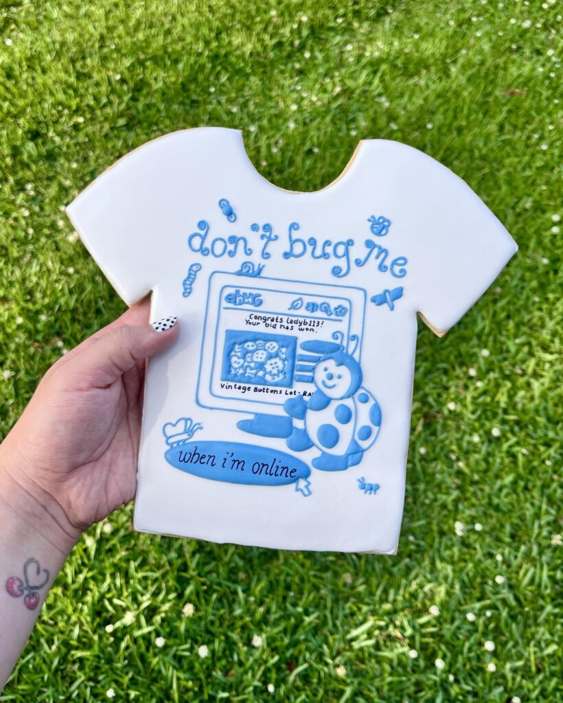 made this giant cookie version of a t-shirt design i did 🐞🌀⭐️