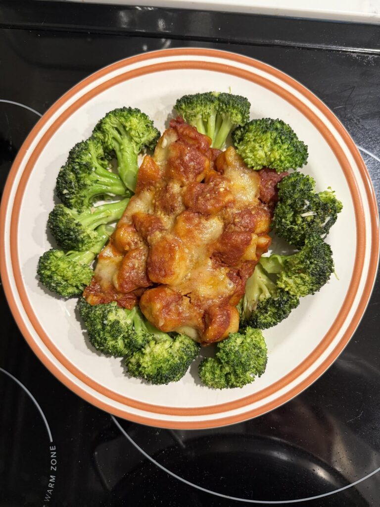 I made a “pizza” with gnocchi and it’s so much more filling than pizza dough