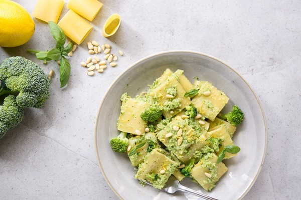 Broccoli Pesto Pasta
