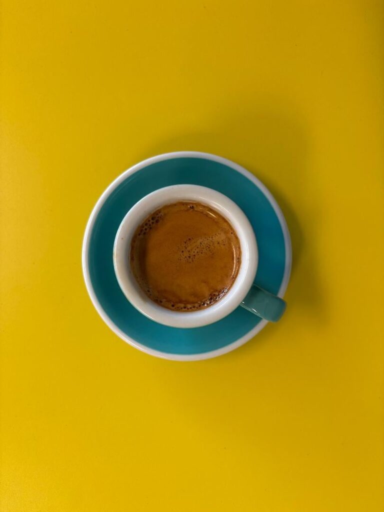 Espresso Shot, Yellow Table
