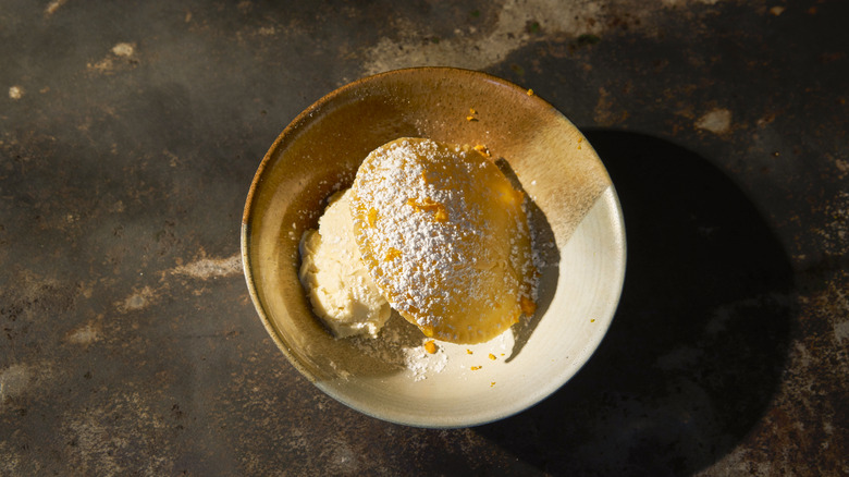 Epistrophy seadas in bowl with gelato