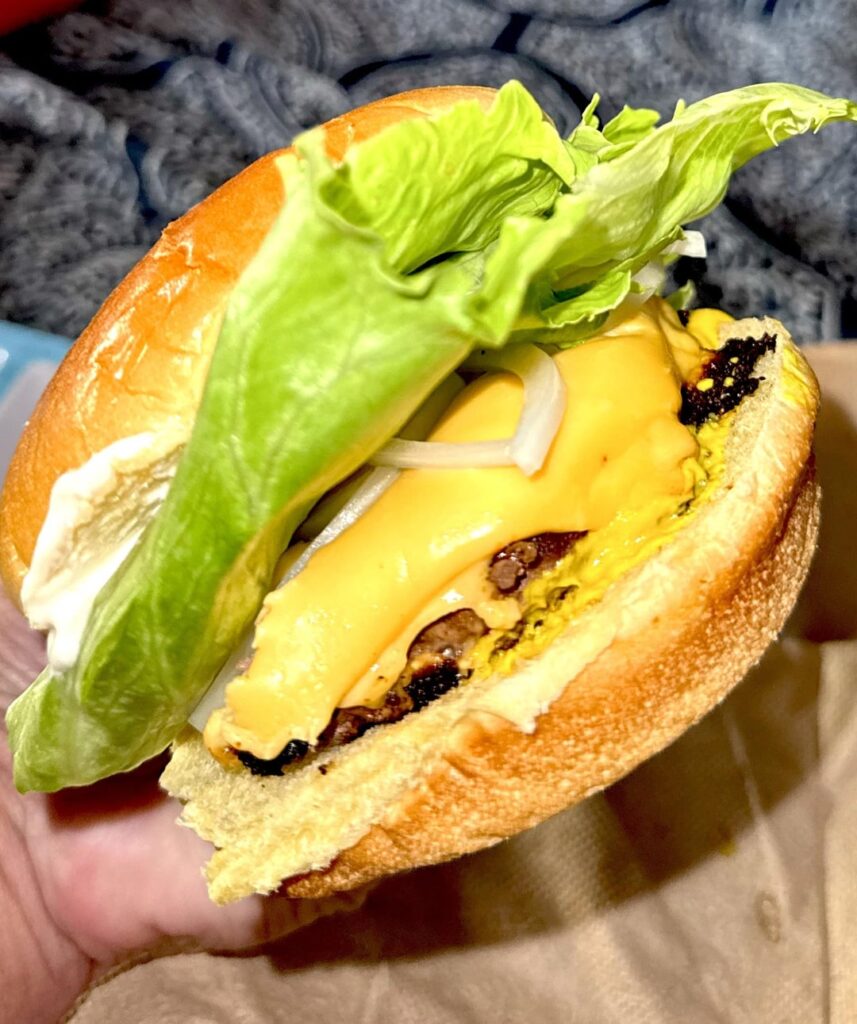 Hubby made delicious burgers again 😍😍🥰🥰🥰