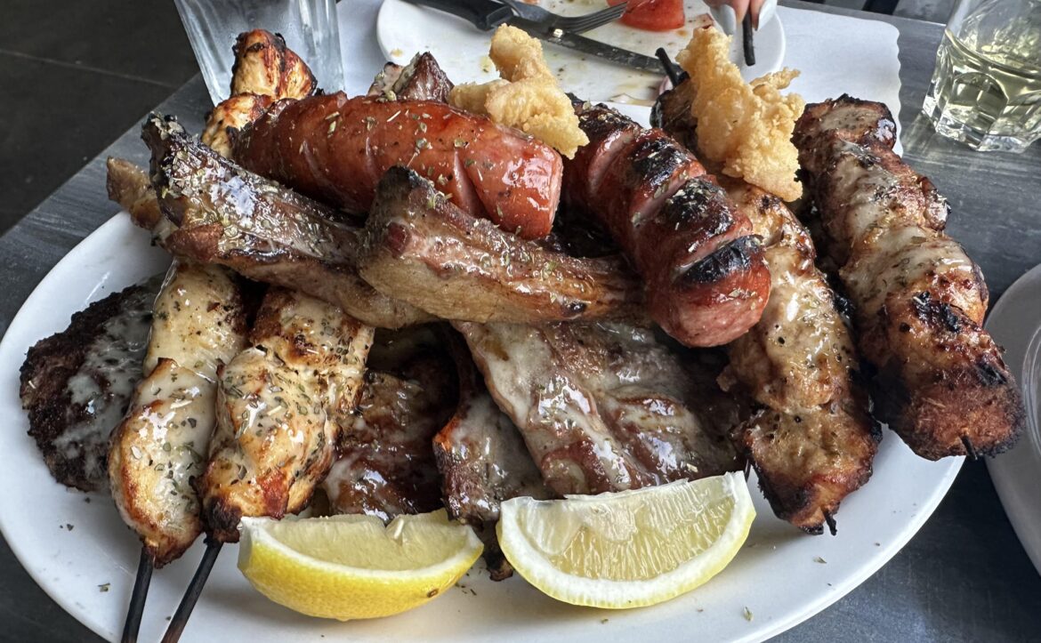 Pape Village Restaurant - Family Platter