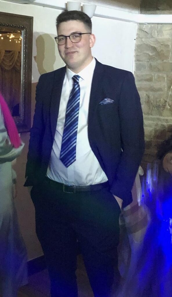 Progress before/after- 5 months, 16.7KG down