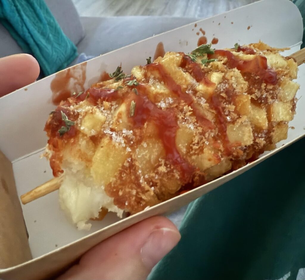 Calories for Korean corn dog and Oreo Croffle? 1070?