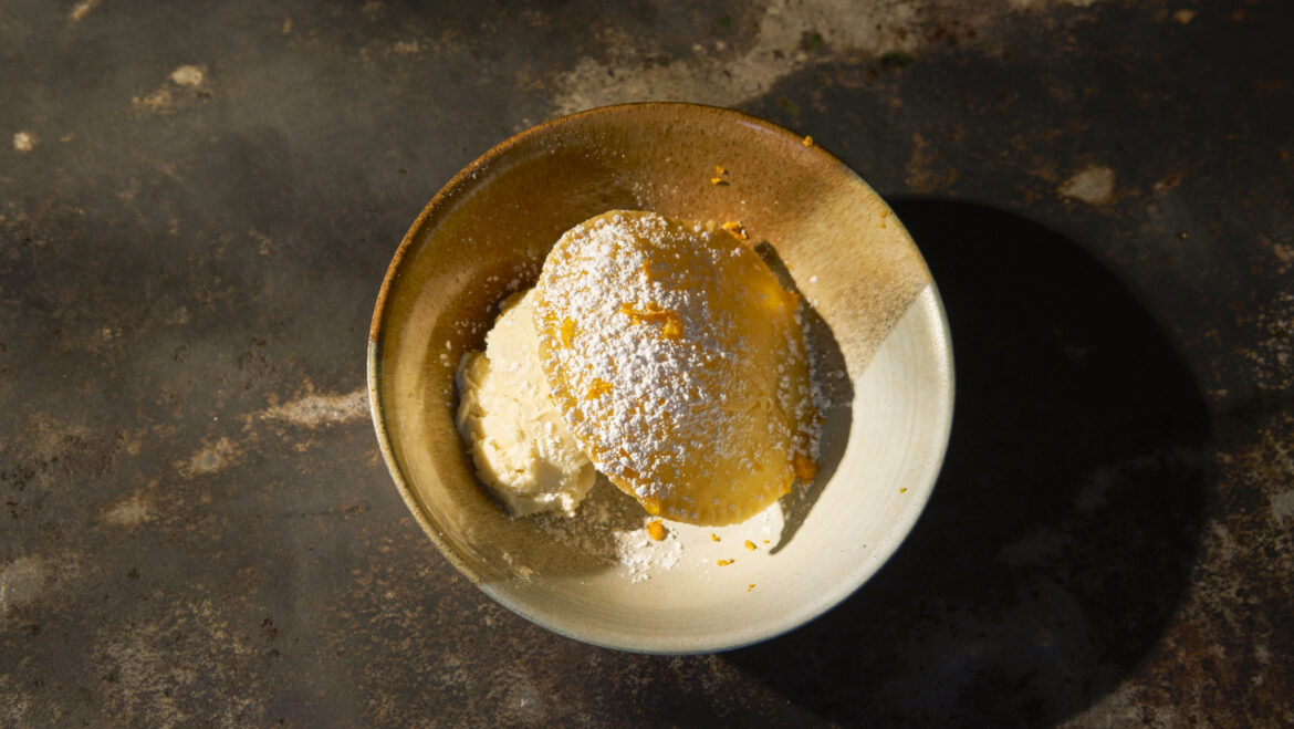 Meet The Traditional Sardinian Dessert Dumplings Seadas Thanks To NYC's Epistrophy
