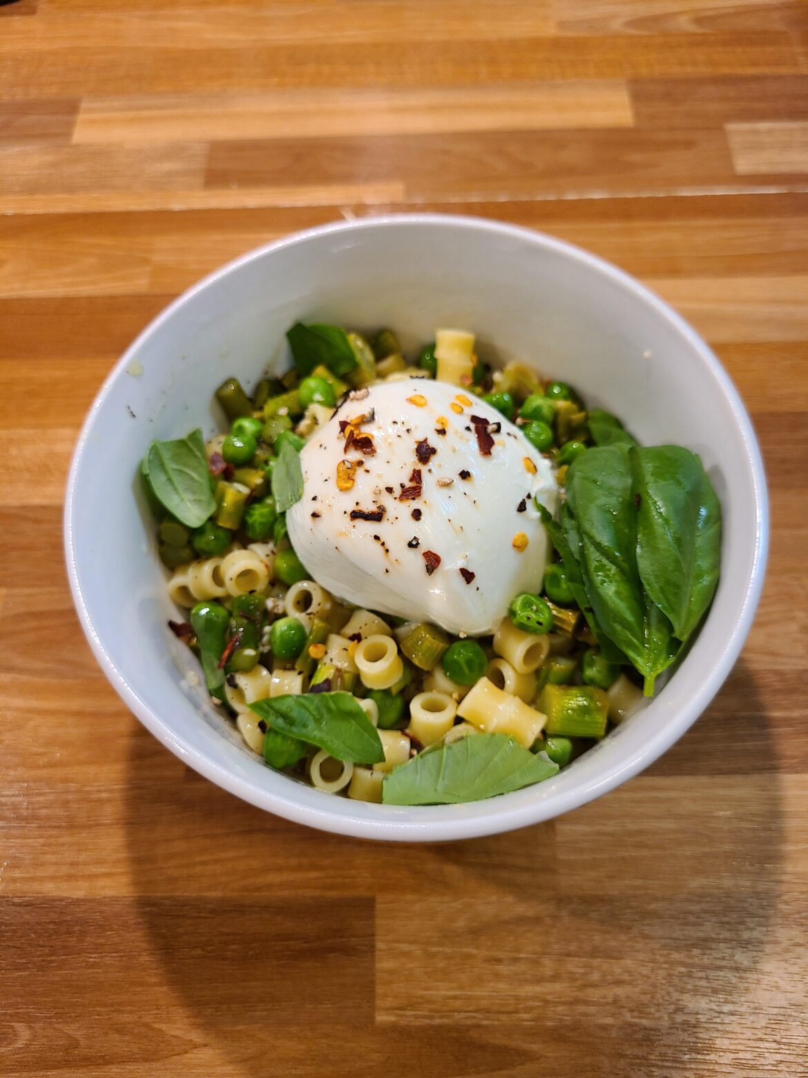 Circle salad, a pasta salad made of circles only