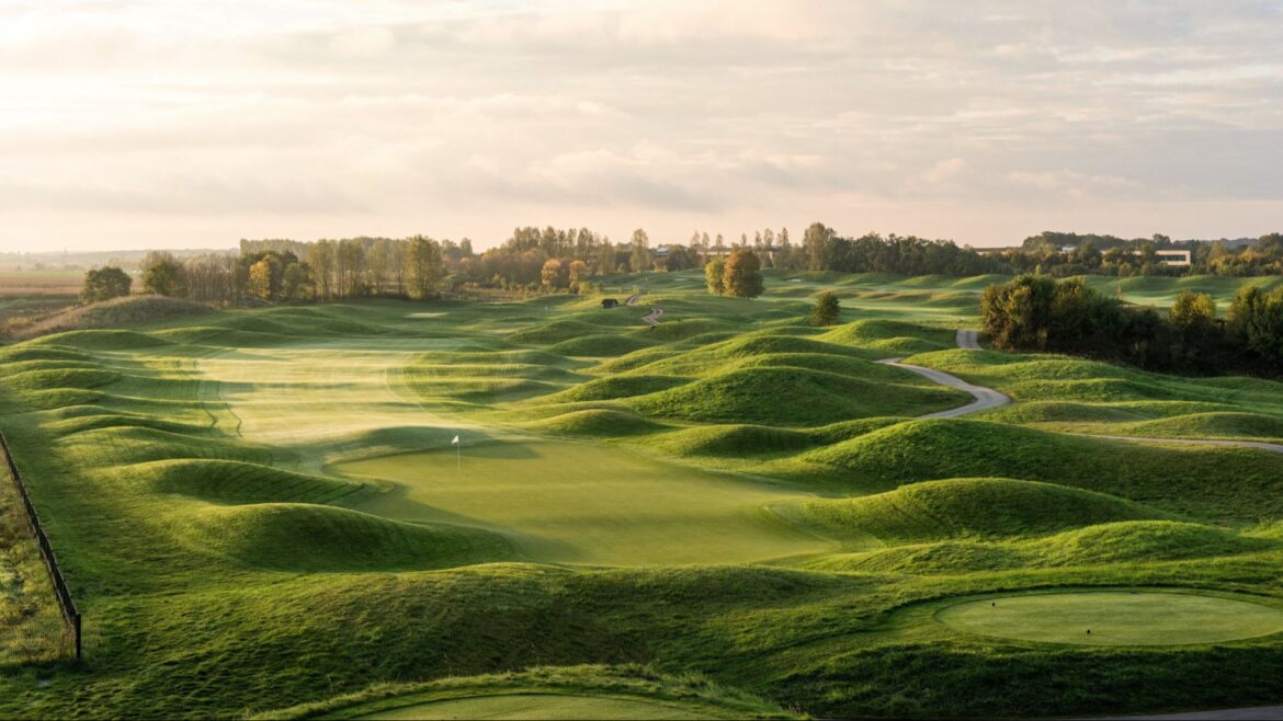 Traveling to France? Don’t Miss This Must-Try Golf & Wine Tour Leaderboards icon